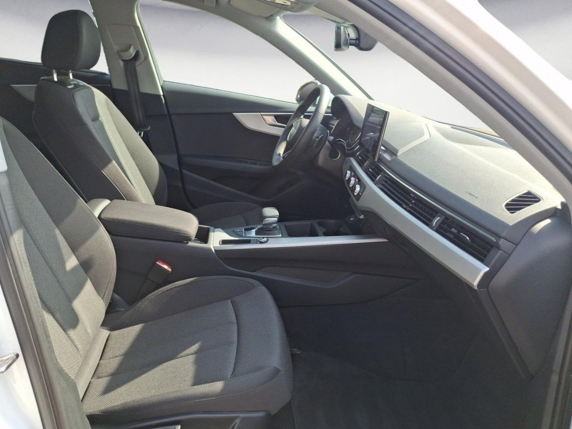 Audi A4 Limousine
