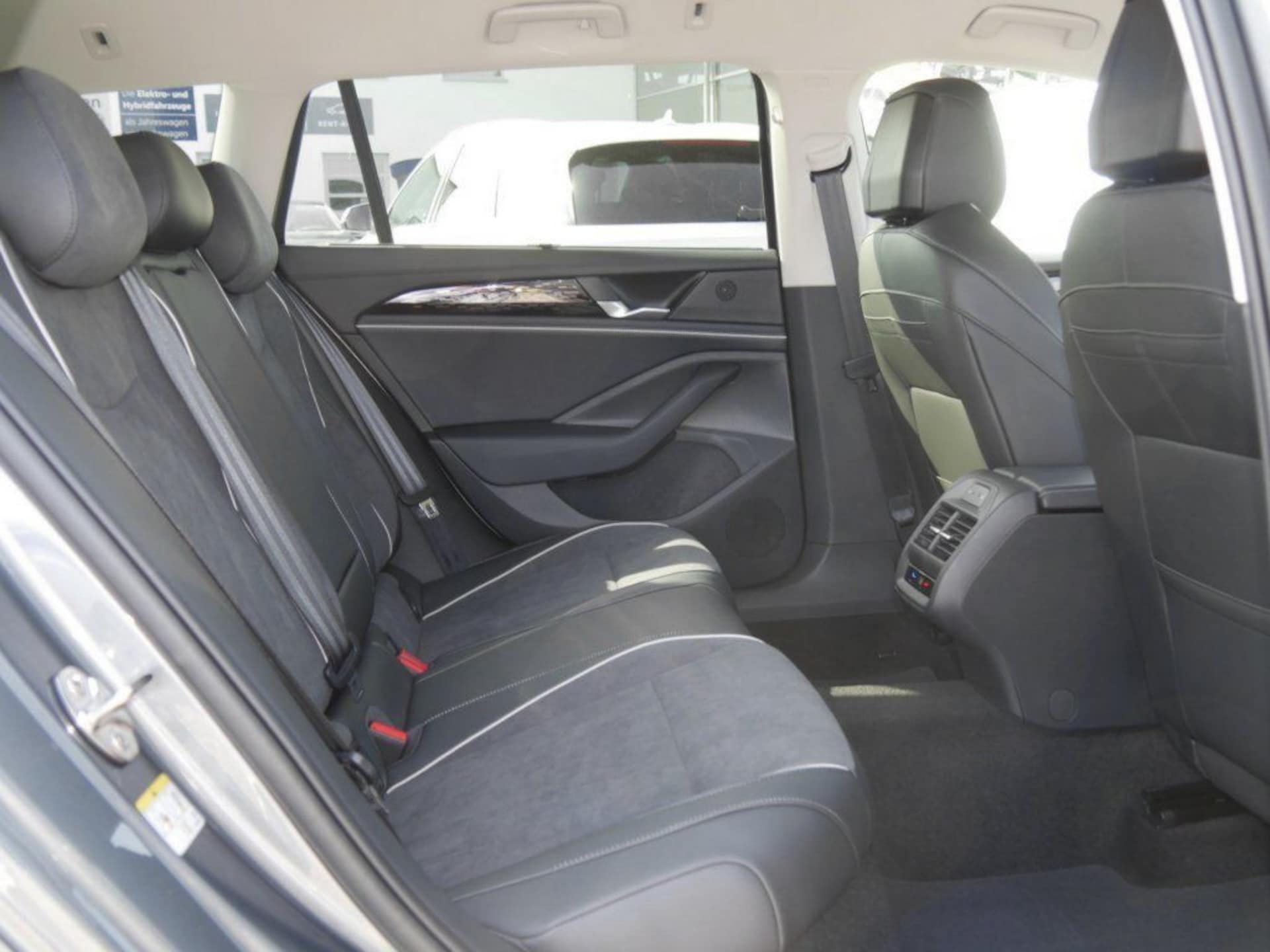 Volkswagen Passat Elegance
