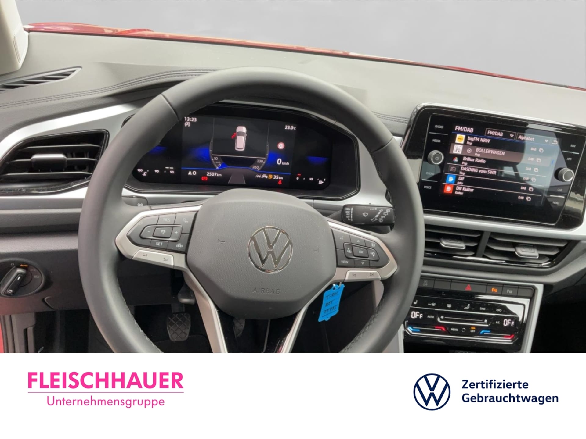 Volkswagen T-Roc Life