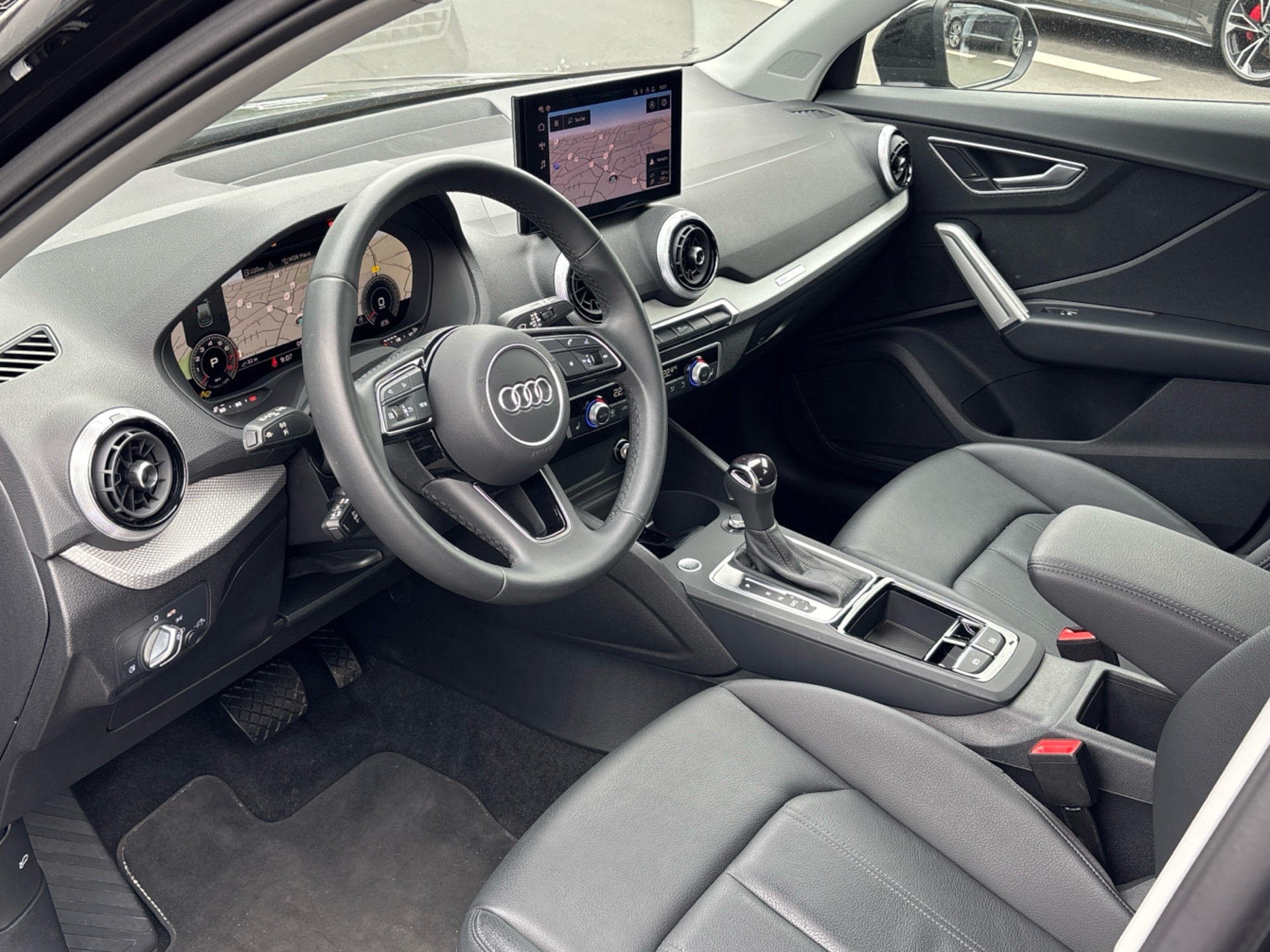 Audi Q2 S line