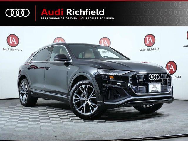 Photo of 2023 Audi Q8