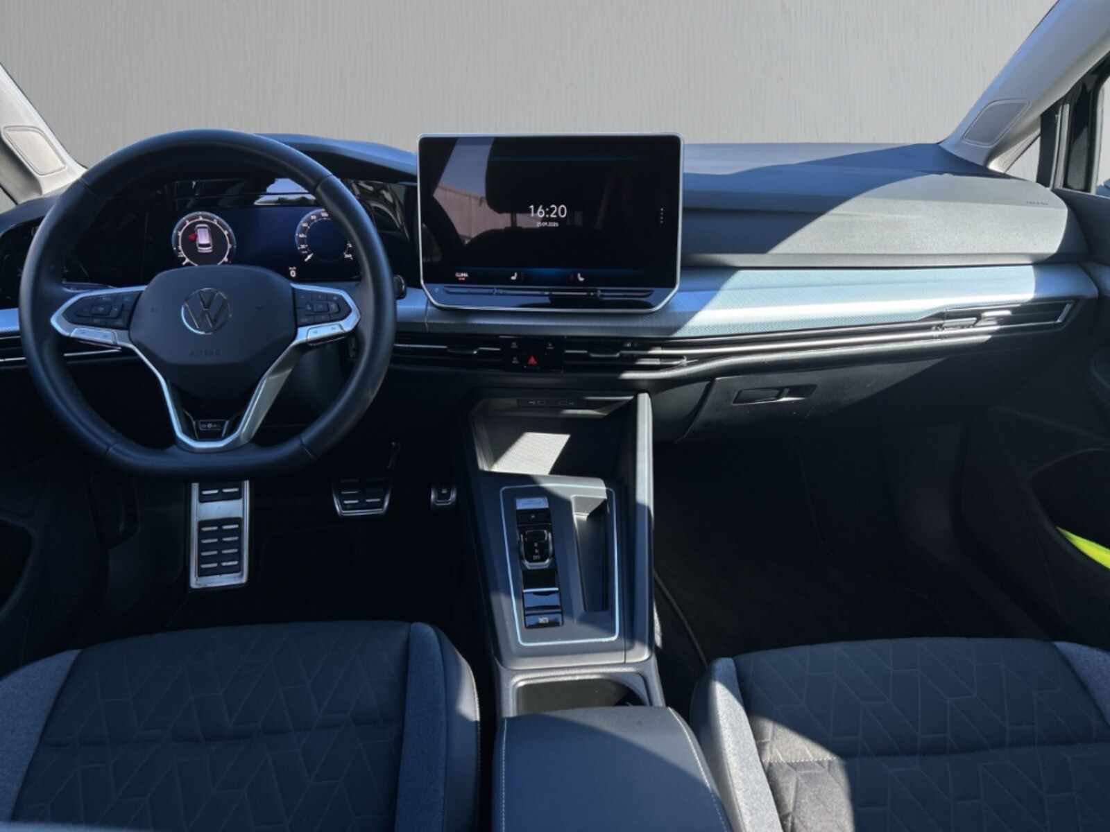 Volkswagen Golf Variant – Bild 15