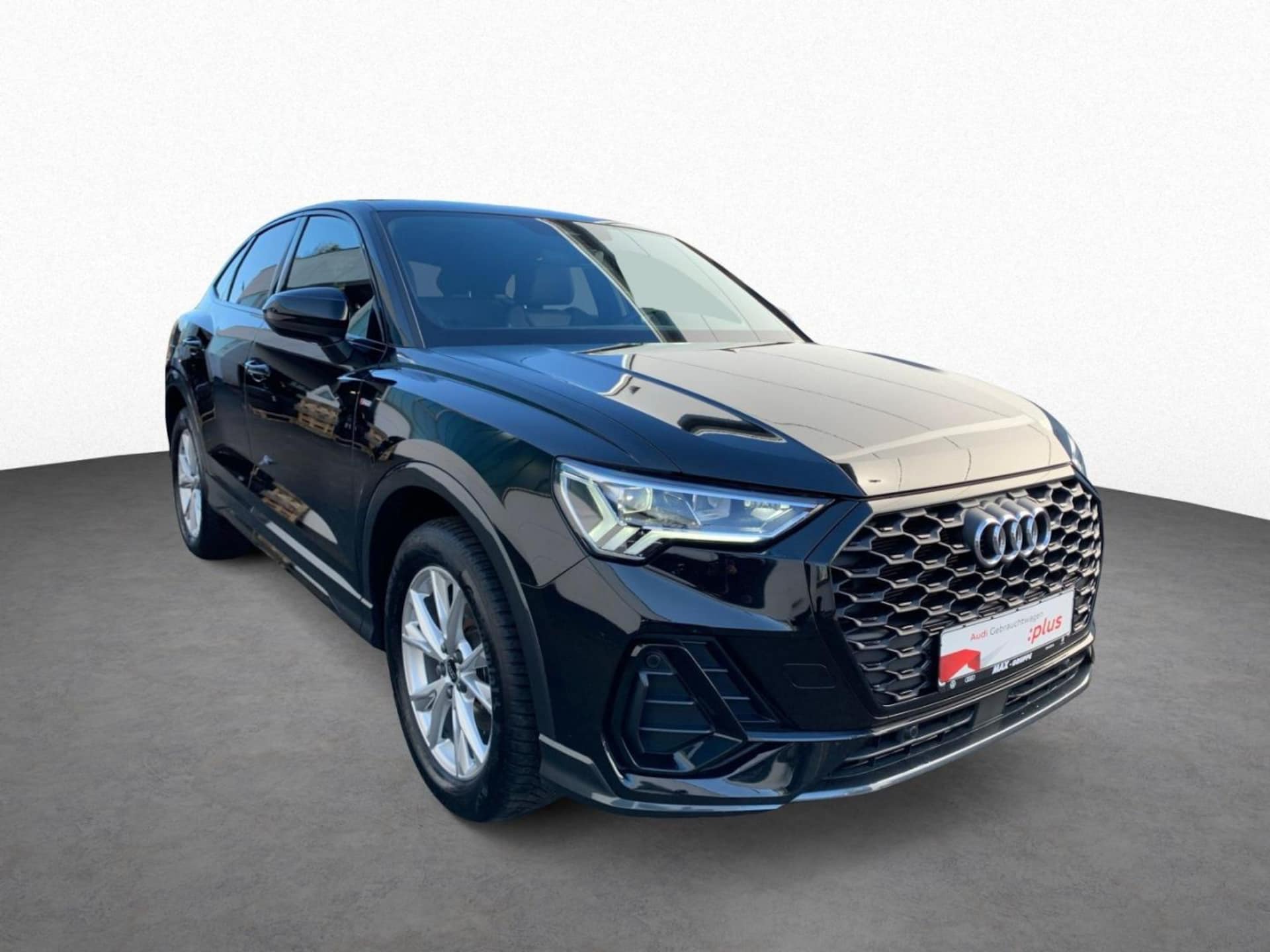 Audi Q3 Sportback S line