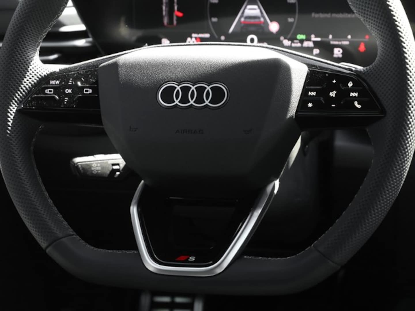 Bild über Audi Q5 Sportback TDI quattro 150 kW S tronic - für weitere Informationen kontaktieren Sie den Audi Partner