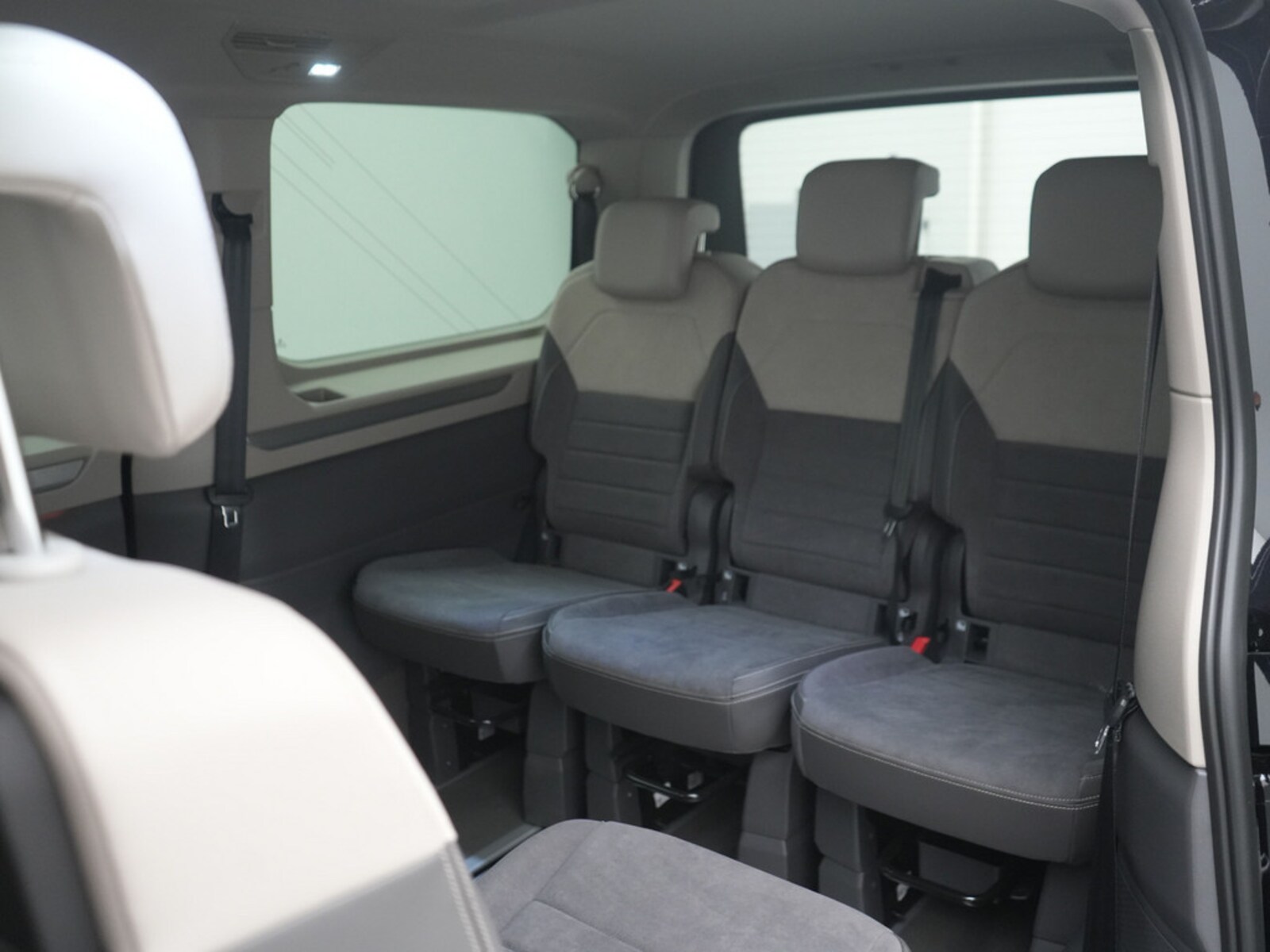 Volkswagen Multivan Langversion – Bild 11
