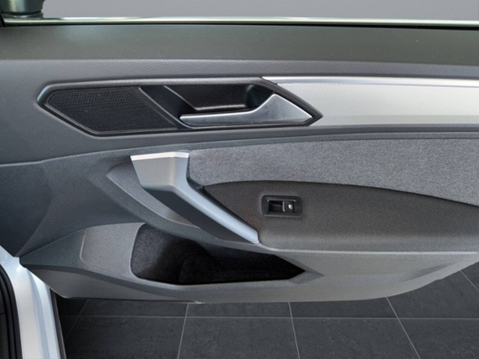 Volkswagen Tiguan – Bild 14