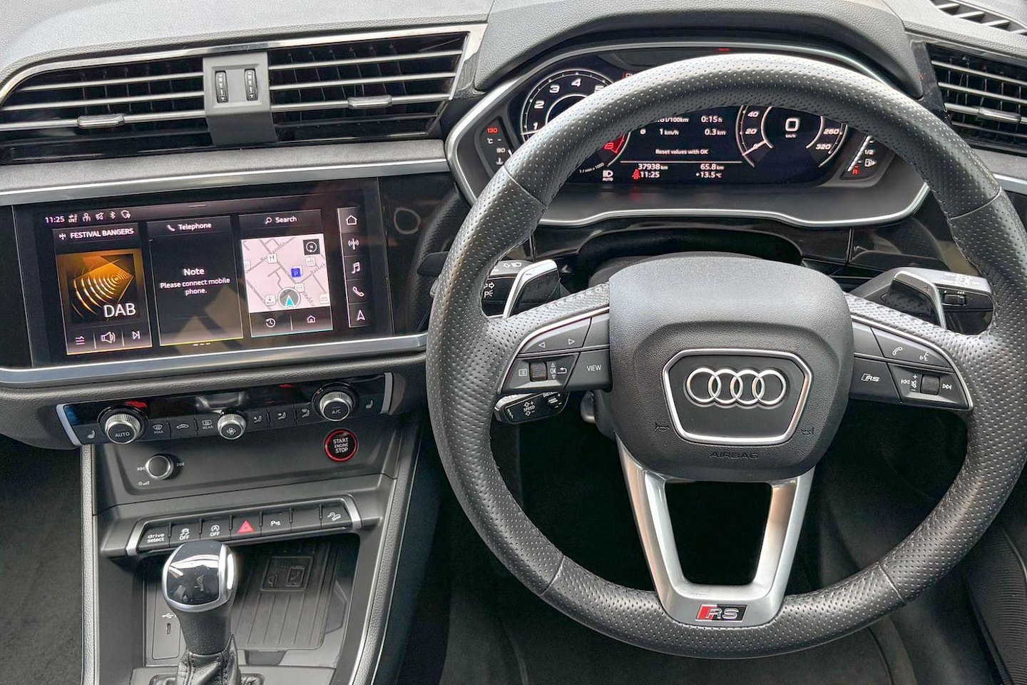 Image about Audi RS Q3 TFSI quattro S tronic