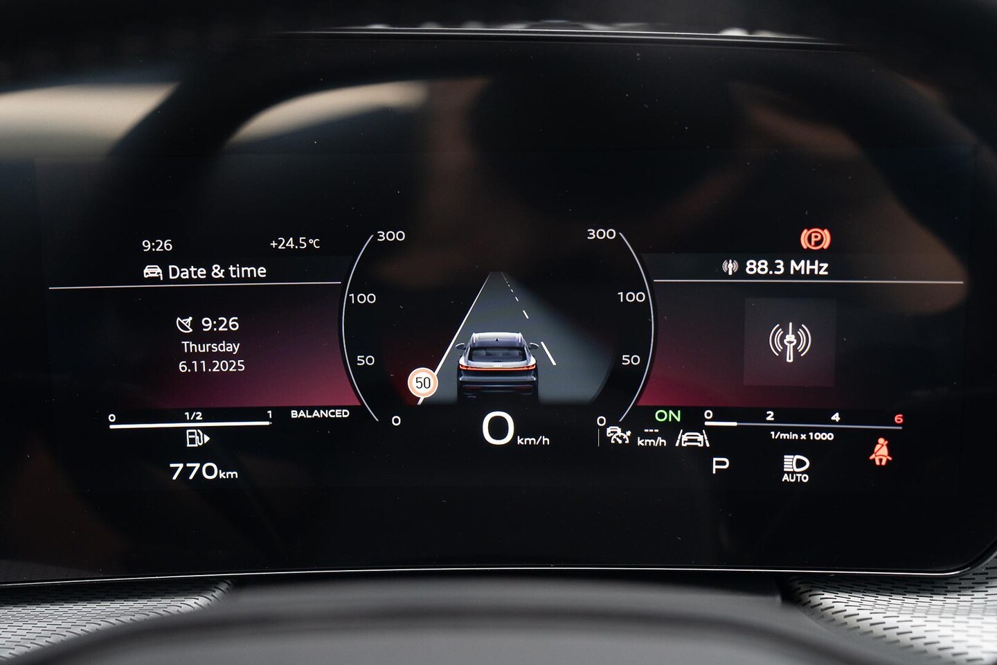 Image about Audi Q5 SUV TDI quattro 150 kW sport