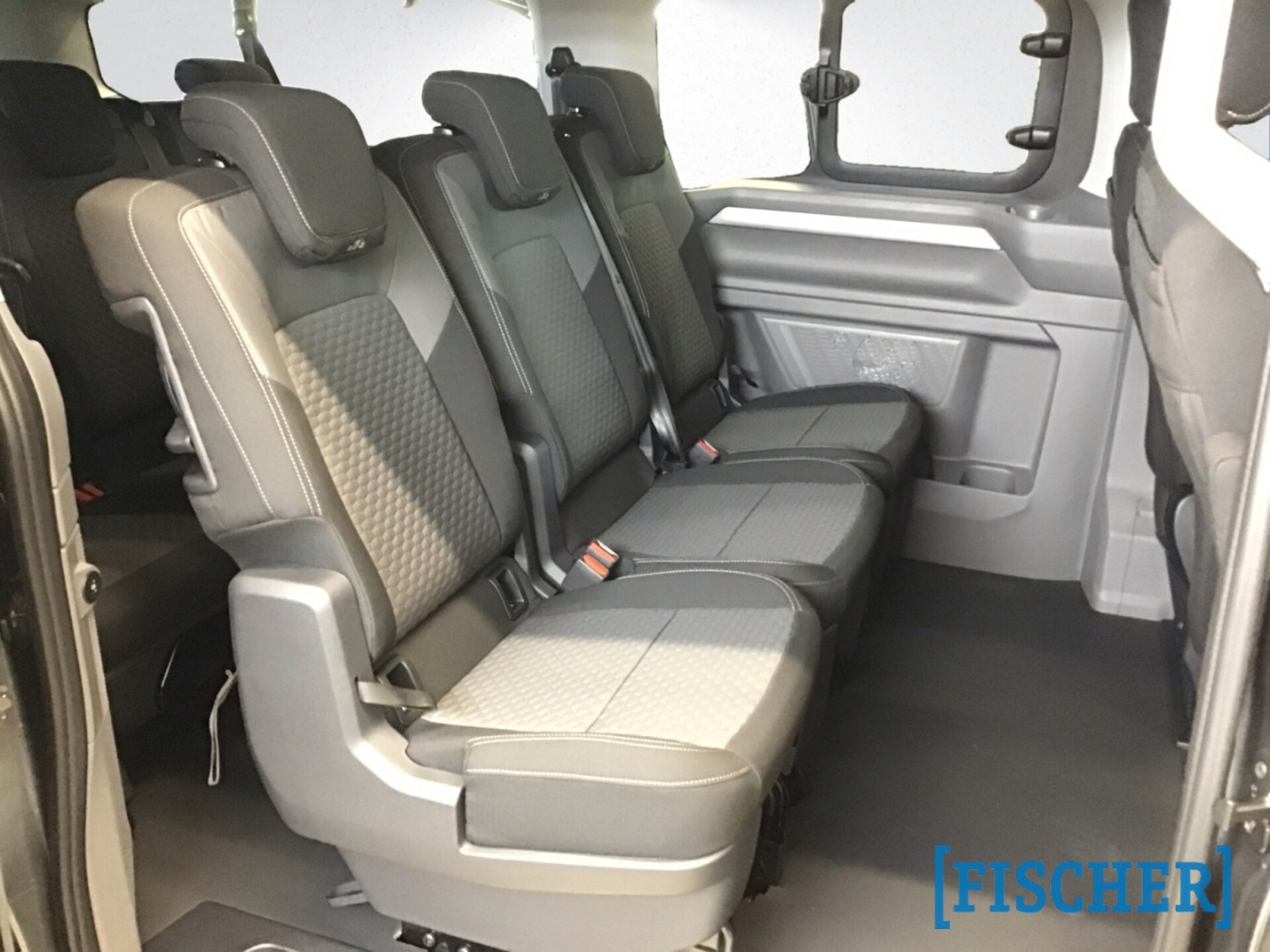 Volkswagen Caravelle langer Radstand Life