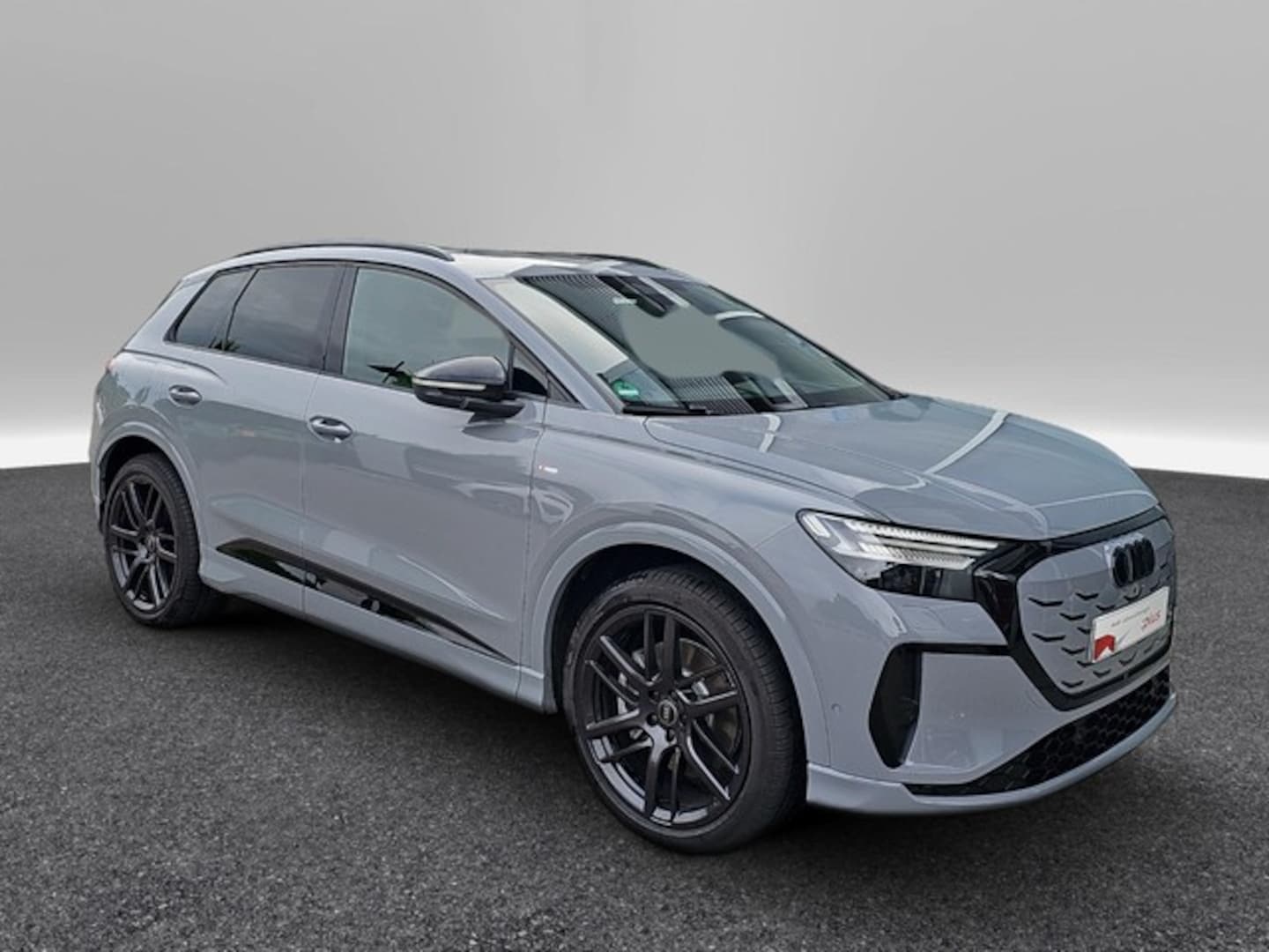Bild über Audi Q4 SUV e-tron e-tron quattro 220 kW - für weitere Informationen kontaktieren Sie den Audi Partner