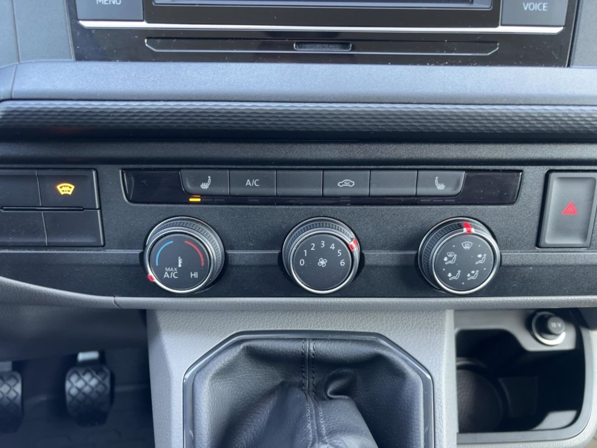 Volkswagen T6.1 Transporter Kasten langer Radstand