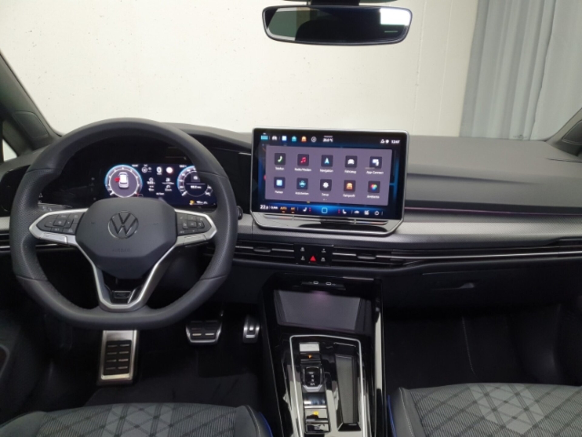 Volkswagen Golf R-Line