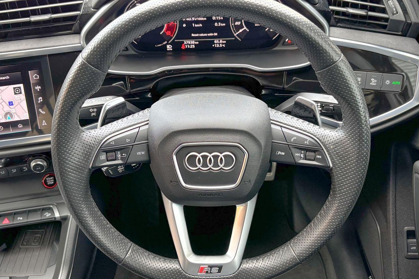 Image about Audi RS Q3 TFSI quattro S tronic
