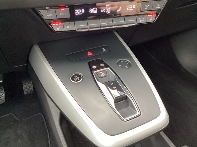 Image about Audi Q4 e-tron 40 e-tron