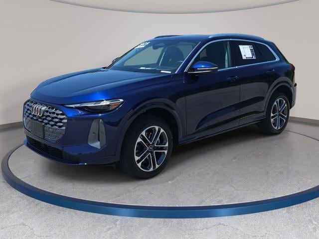 2025 Audi Q5 40 Premium's photo