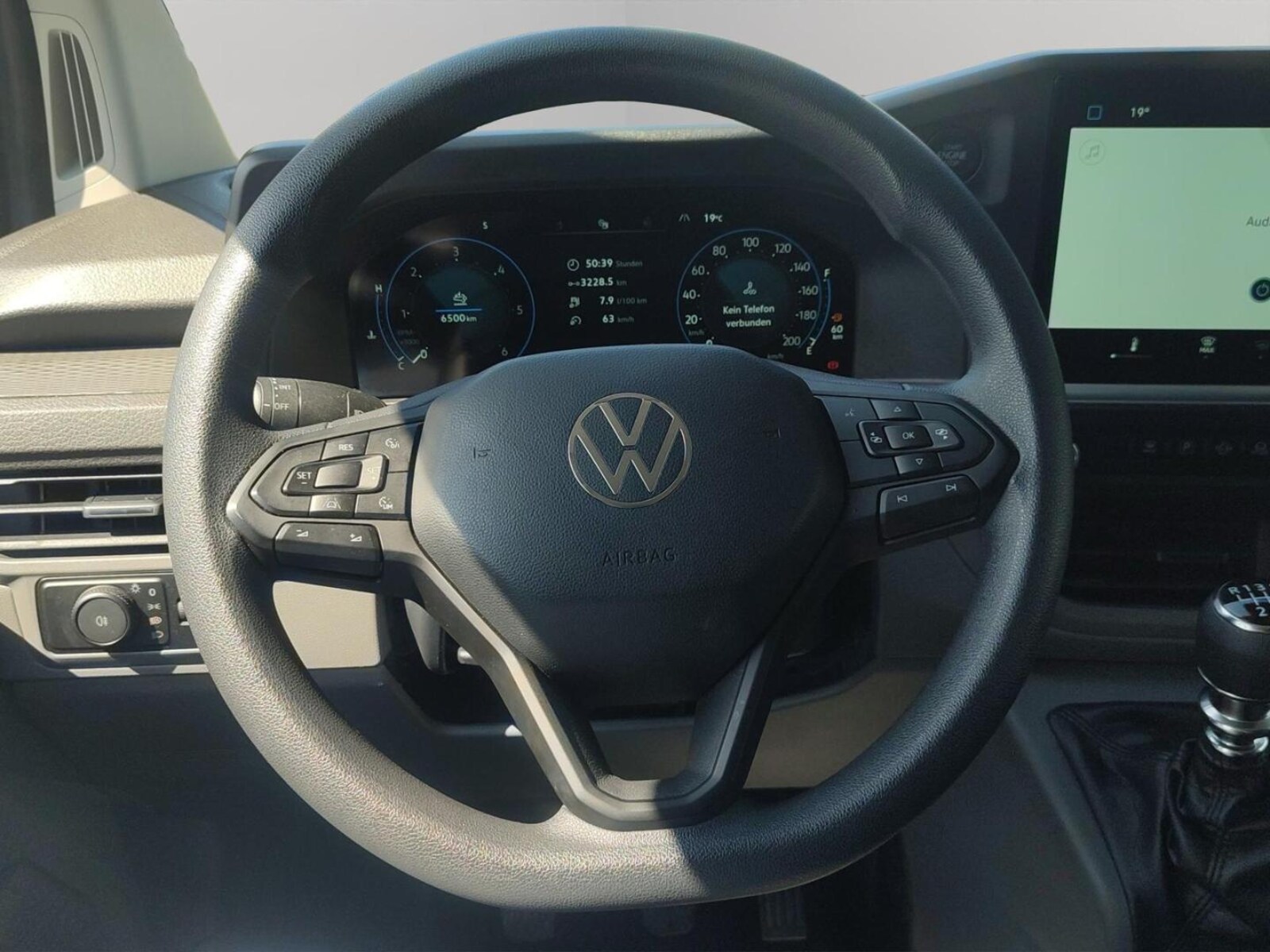 Volkswagen Transporter Kasten kurzer Radstand – Bild 6