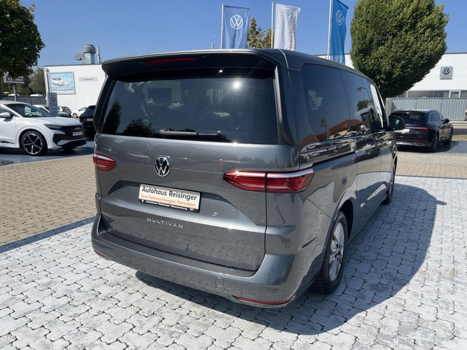 Volkswagen Multivan Langversion – Bild 2