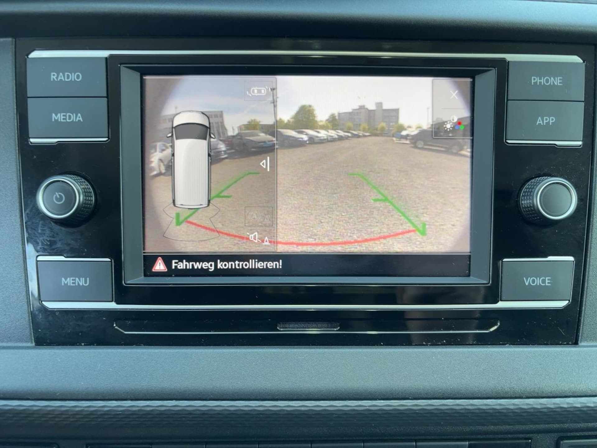 Volkswagen T6.1 Transporter Kasten langer Radstand