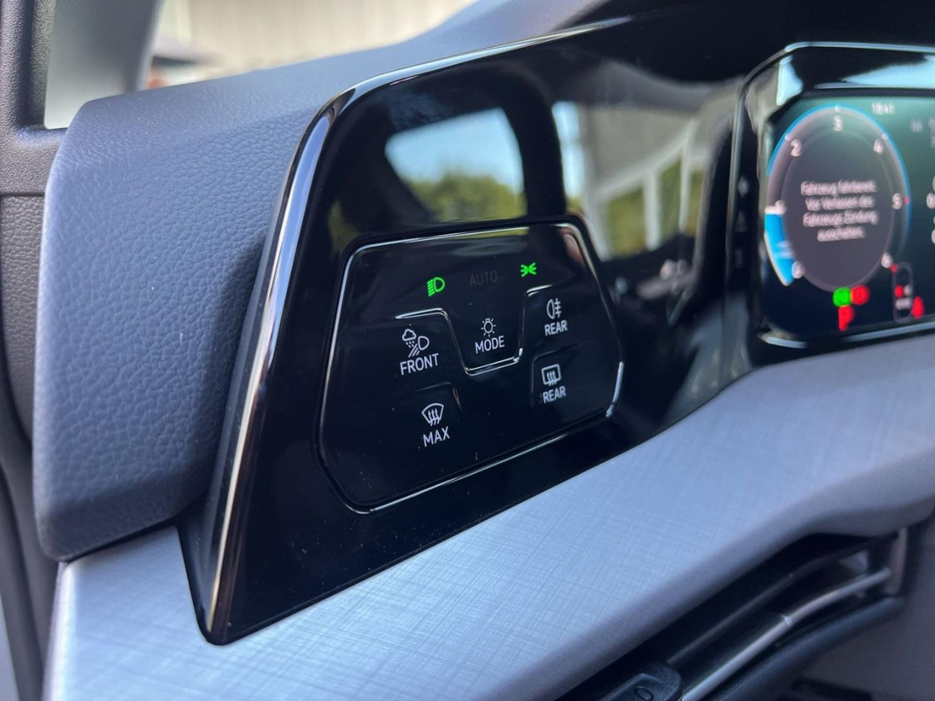 Volkswagen Golf Variant Life