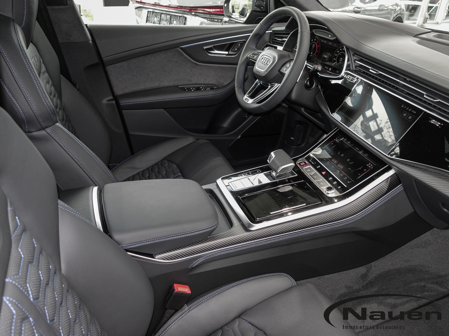 Bild über Audi RS Q8 SUV TFSI quattro 471 kW tiptronic - für weitere Informationen kontaktieren Sie den Audi Partner