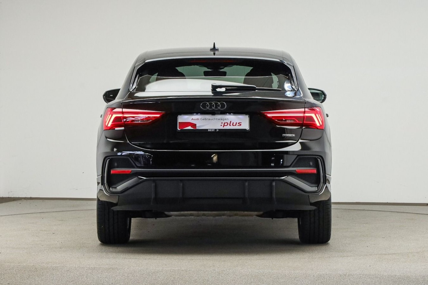 Bild über Audi Q3 Sportback S line 45 TFSI quattro S tronic - für weitere Informationen kontaktieren Sie den Audi Partner