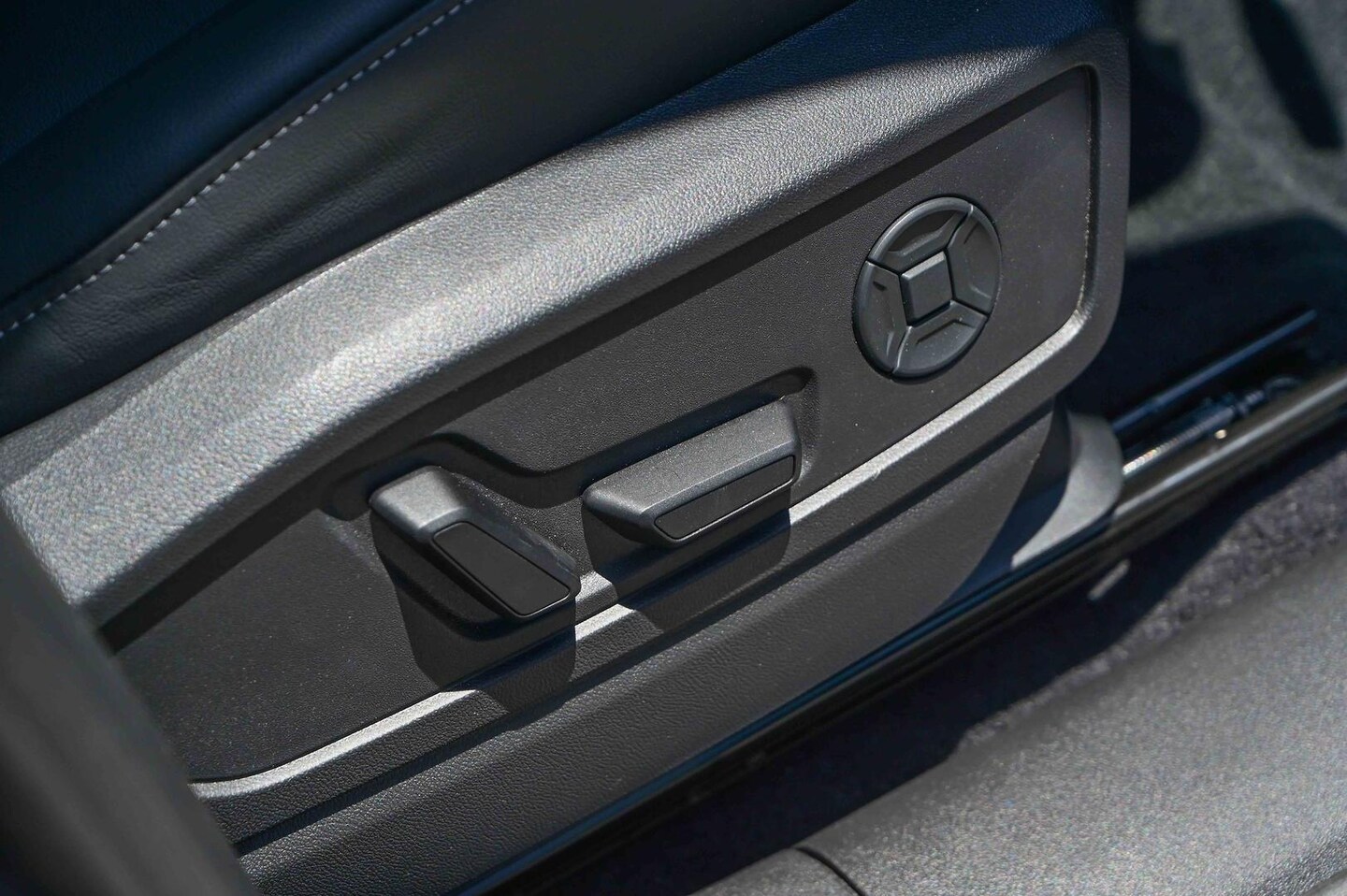 Image about Audi Q5 SUV TFSI 150 kW