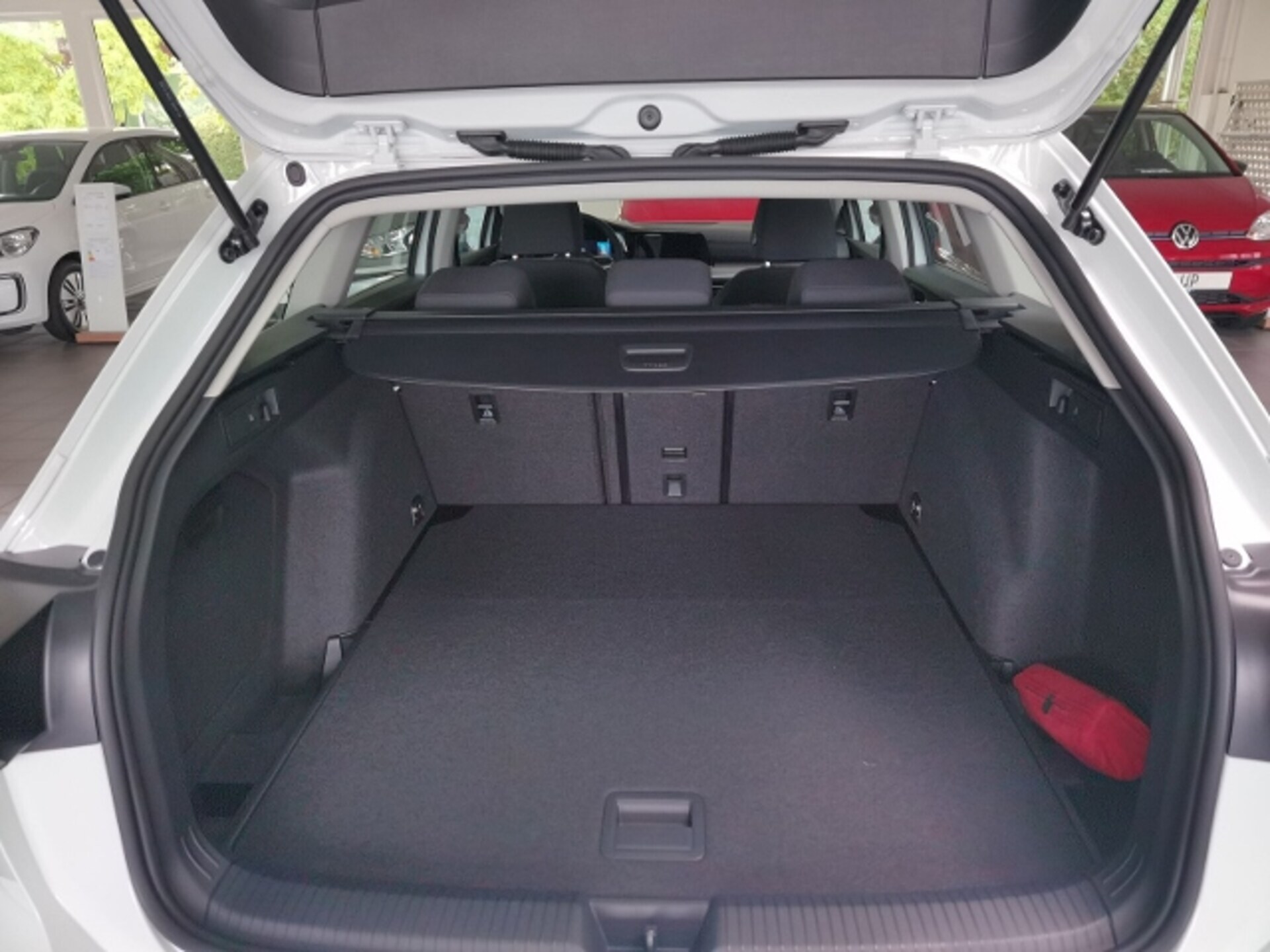 Volkswagen Golf Variant Life
