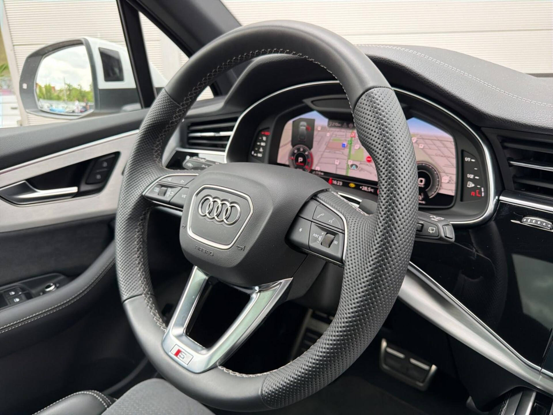 Audi Q7 SUV S line