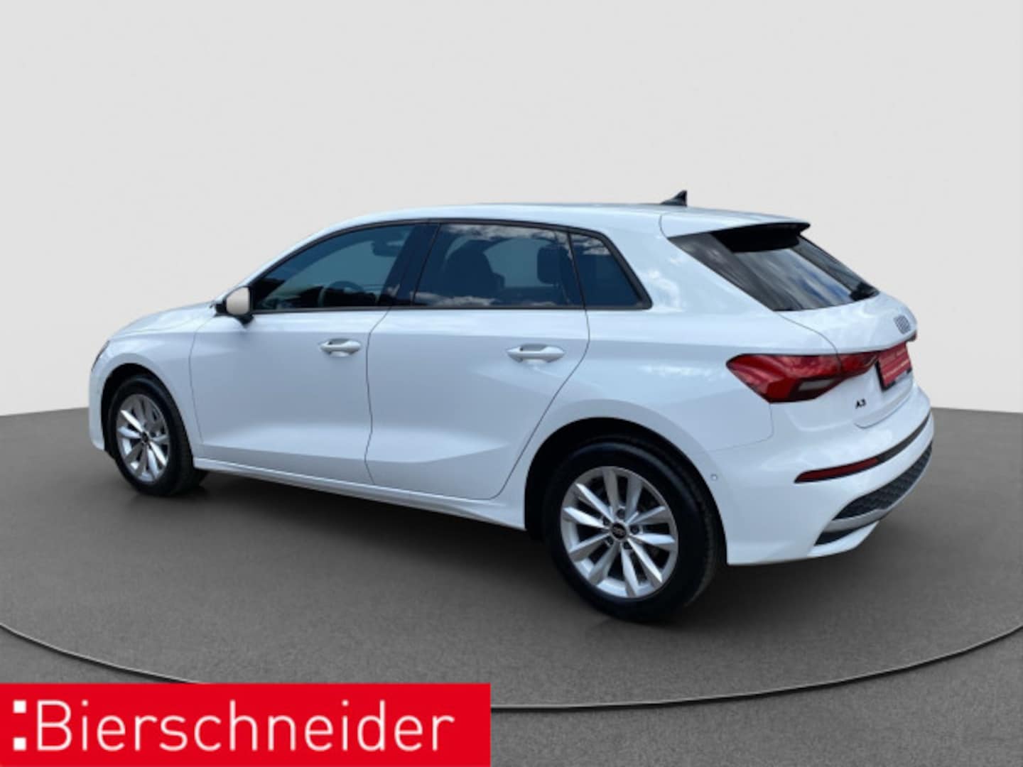 Bild über Audi A3 Sportback 30 TFSI S tronic - für weitere Informationen kontaktieren Sie den Audi Partner