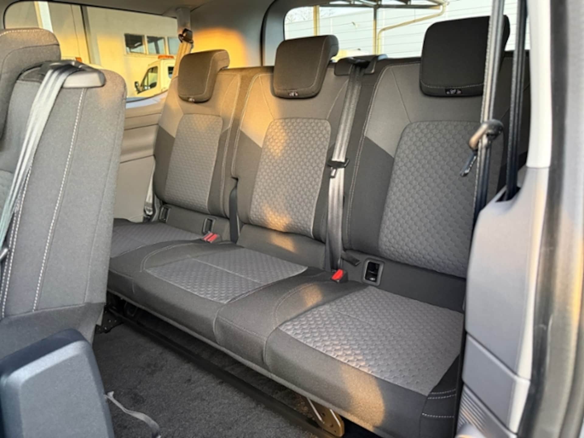 Volkswagen Caravelle Edition