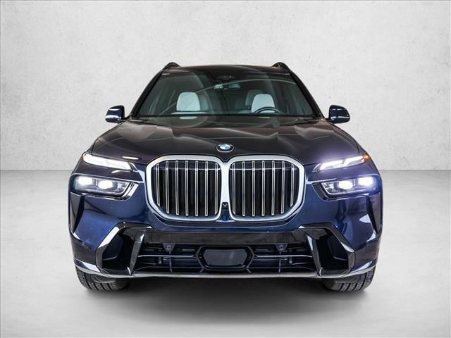 2026 BMW X7