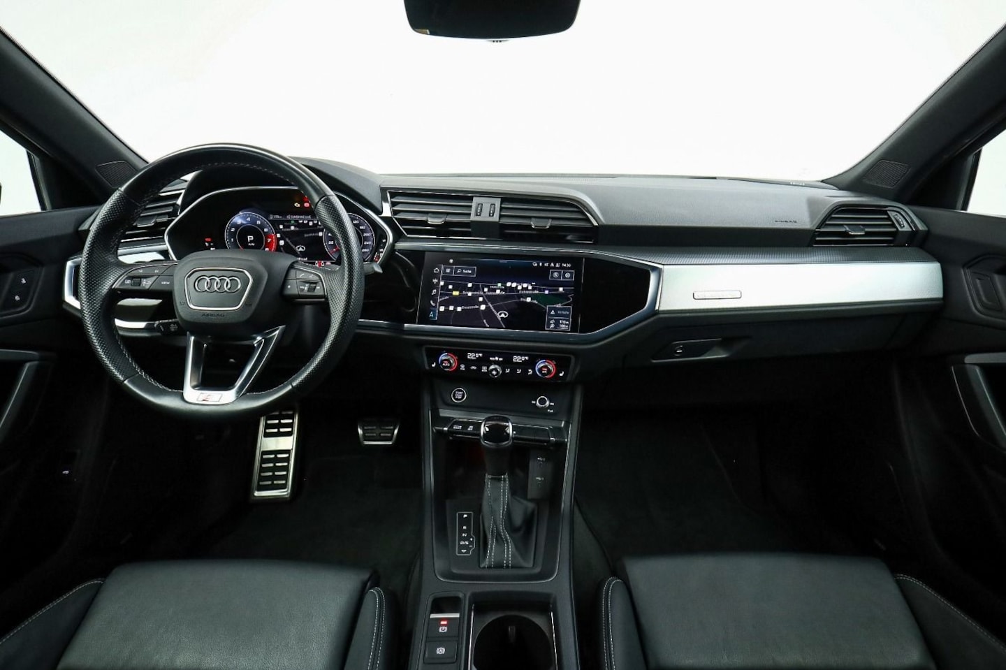 Bild über Audi Q3 Sportback S line 45 TFSI quattro S tronic - für weitere Informationen kontaktieren Sie den Audi Partner