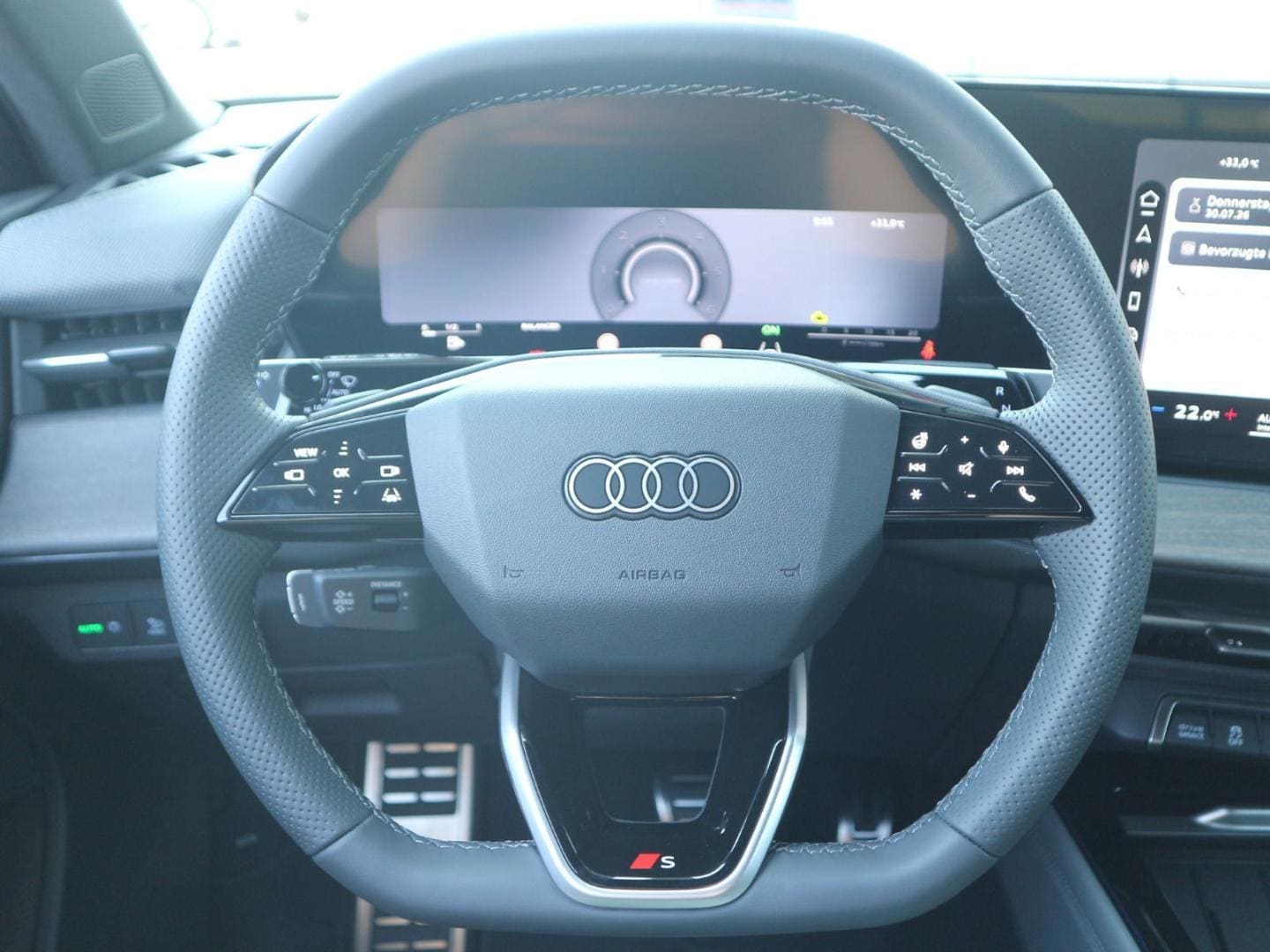 Bild über Audi Q3 Sportback TDI quattro 142 kW S tronic - für weitere Informationen kontaktieren Sie den Audi Partner