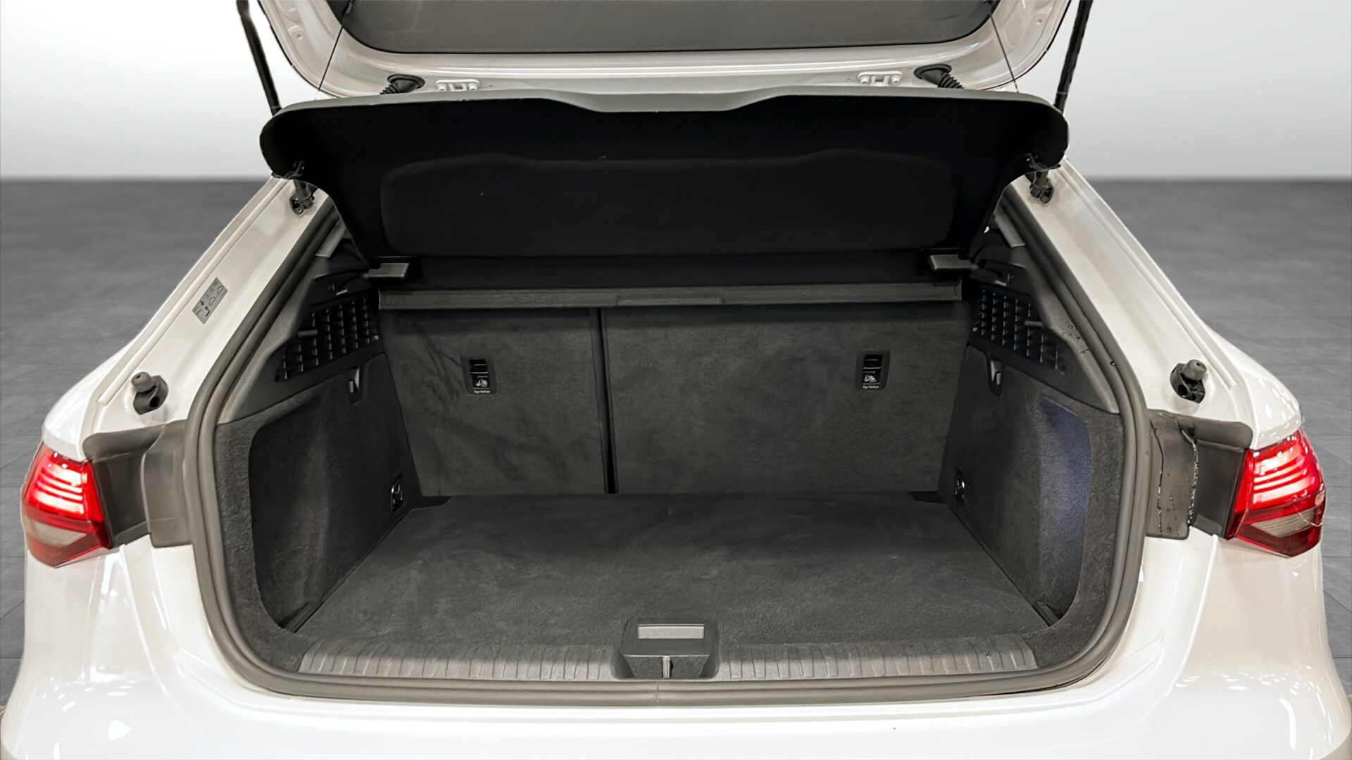 Image about Audi A3 Sportback A3 Sportback 30 TFSI Proline 110 hk 6-växlad