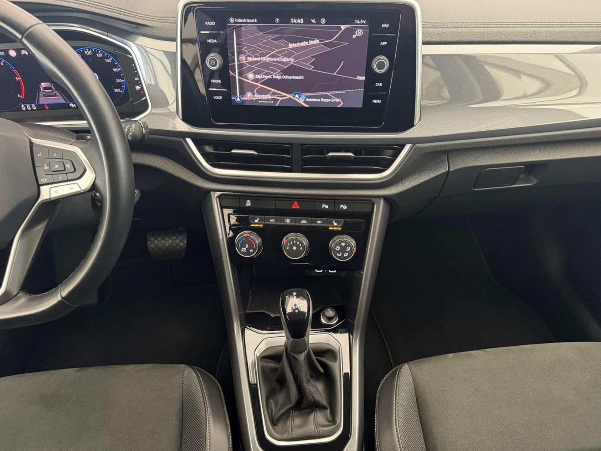 Volkswagen T-Roc Style