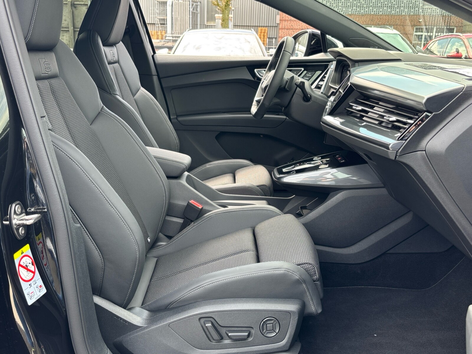 Audi Q4 e-tron – Bild 10