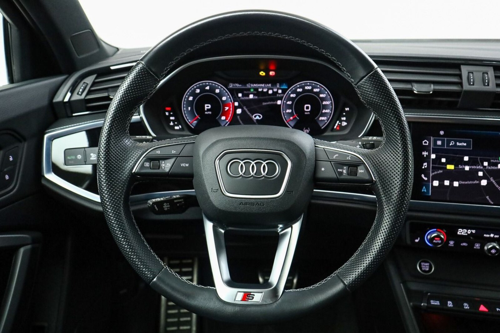 Audi Q3 Sportback – Bild 12