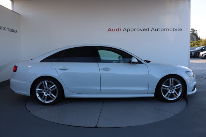 Audi A6 Sedan