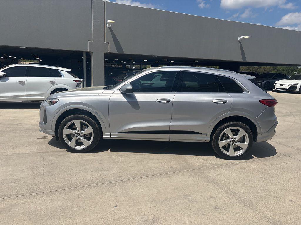 2025 Audi Q5 Premium Plus - Photo 9