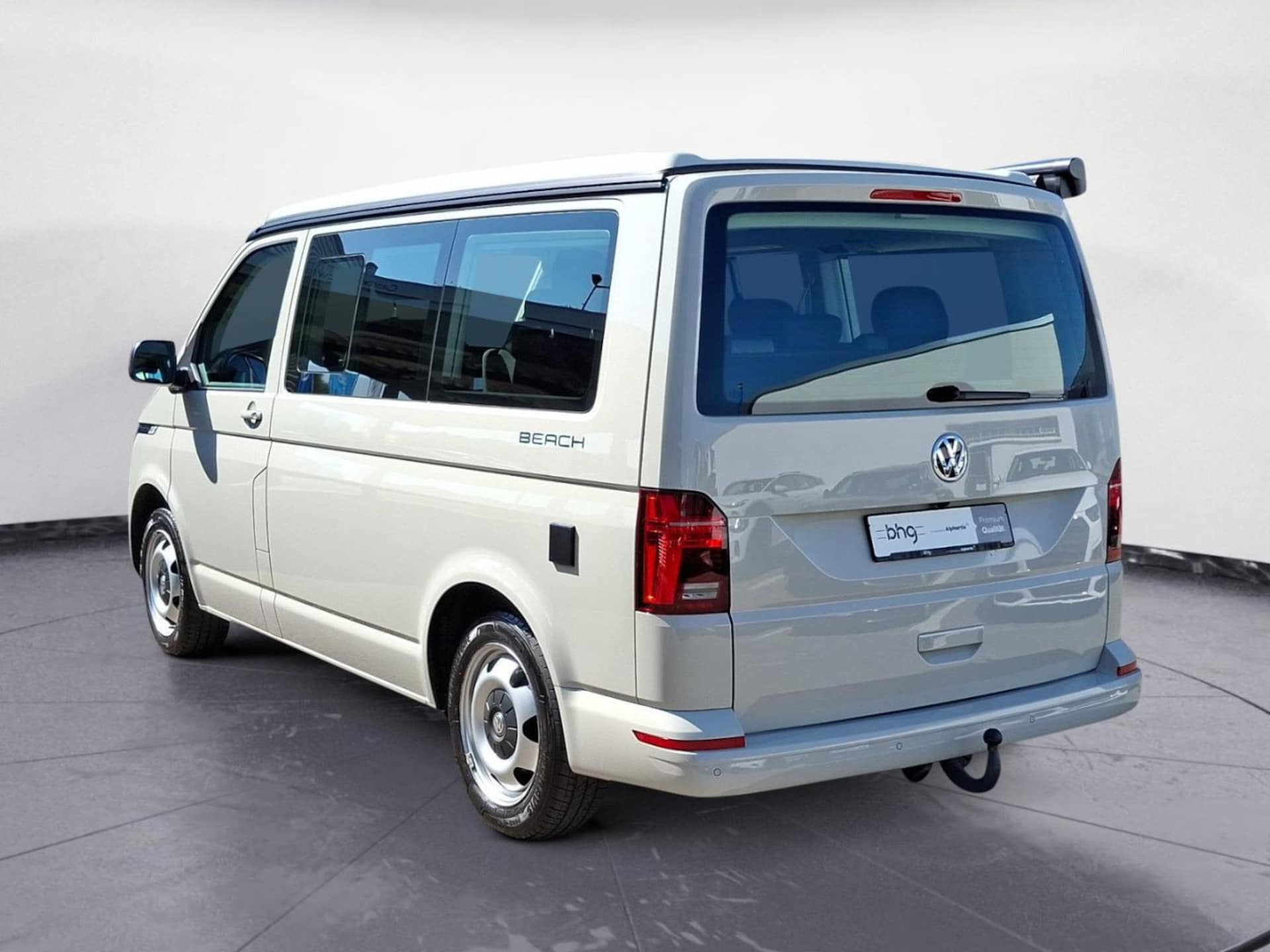 Volkswagen T6.1 California Beach