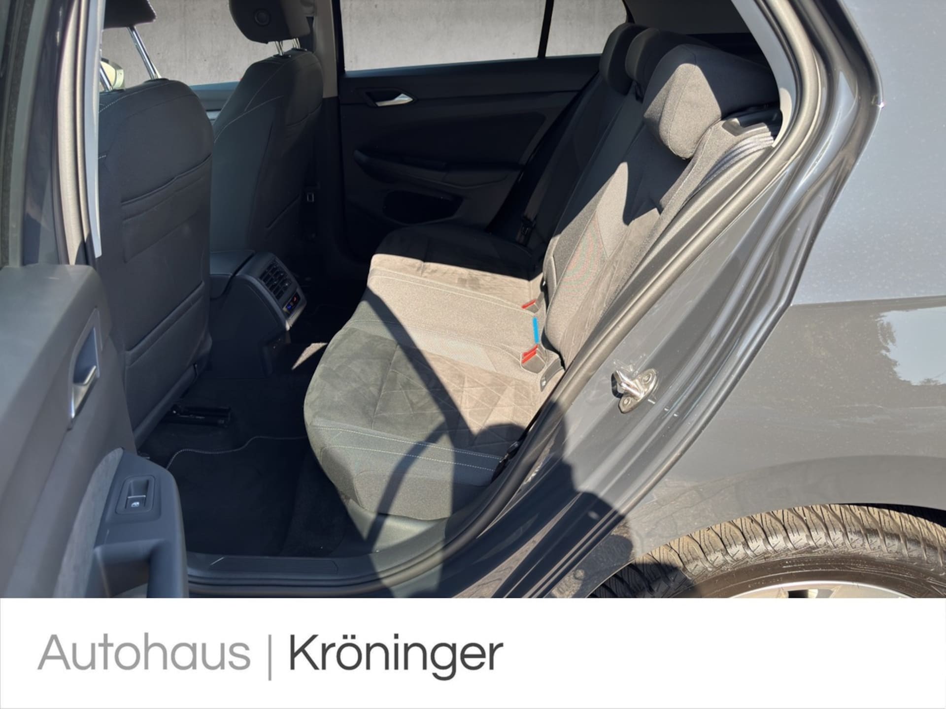 Volkswagen Golf Style