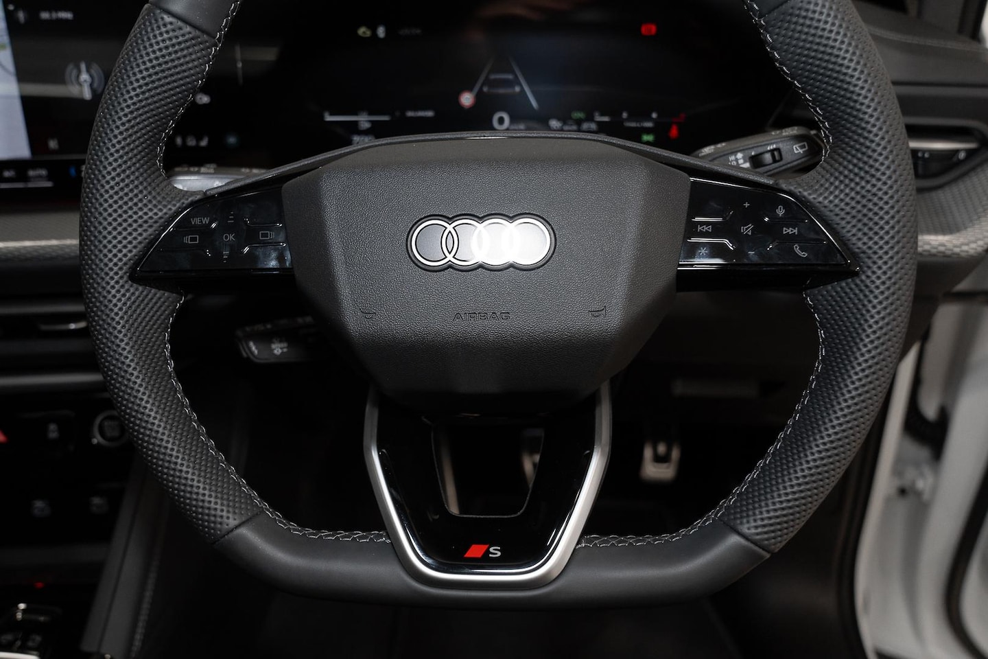 Image about Audi Q5 SUV TDI quattro 150 kW sport