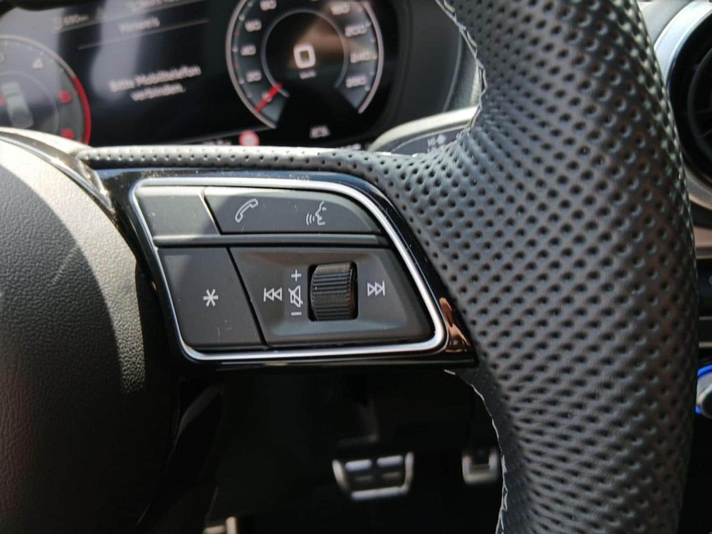 Bild über Audi Q2 advanced 35 TDI S tronic - für weitere Informationen kontaktieren Sie den Audi Partner