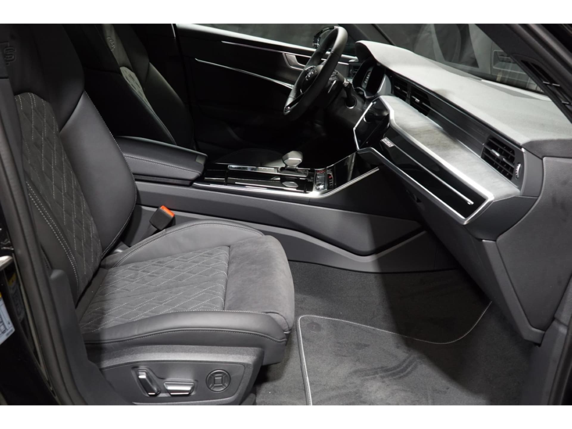 Audi S6 Avant