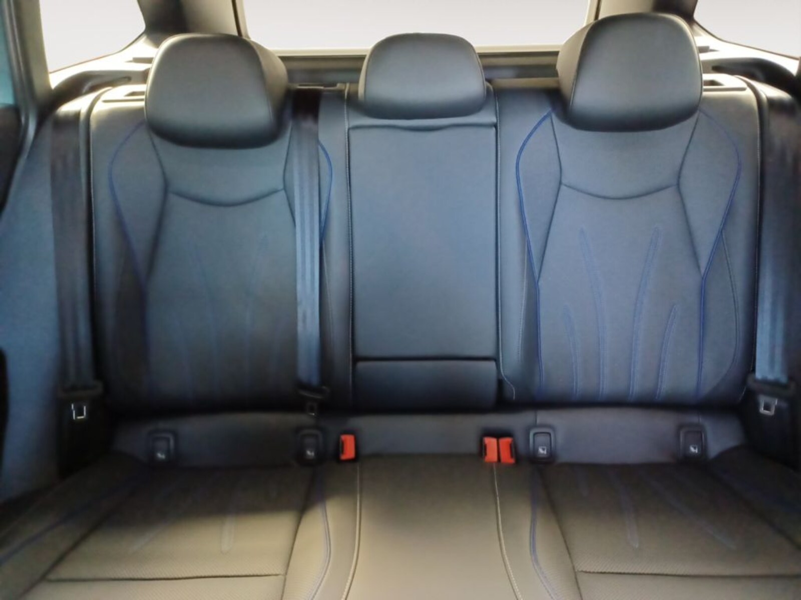 Volkswagen Passat – Bild 11