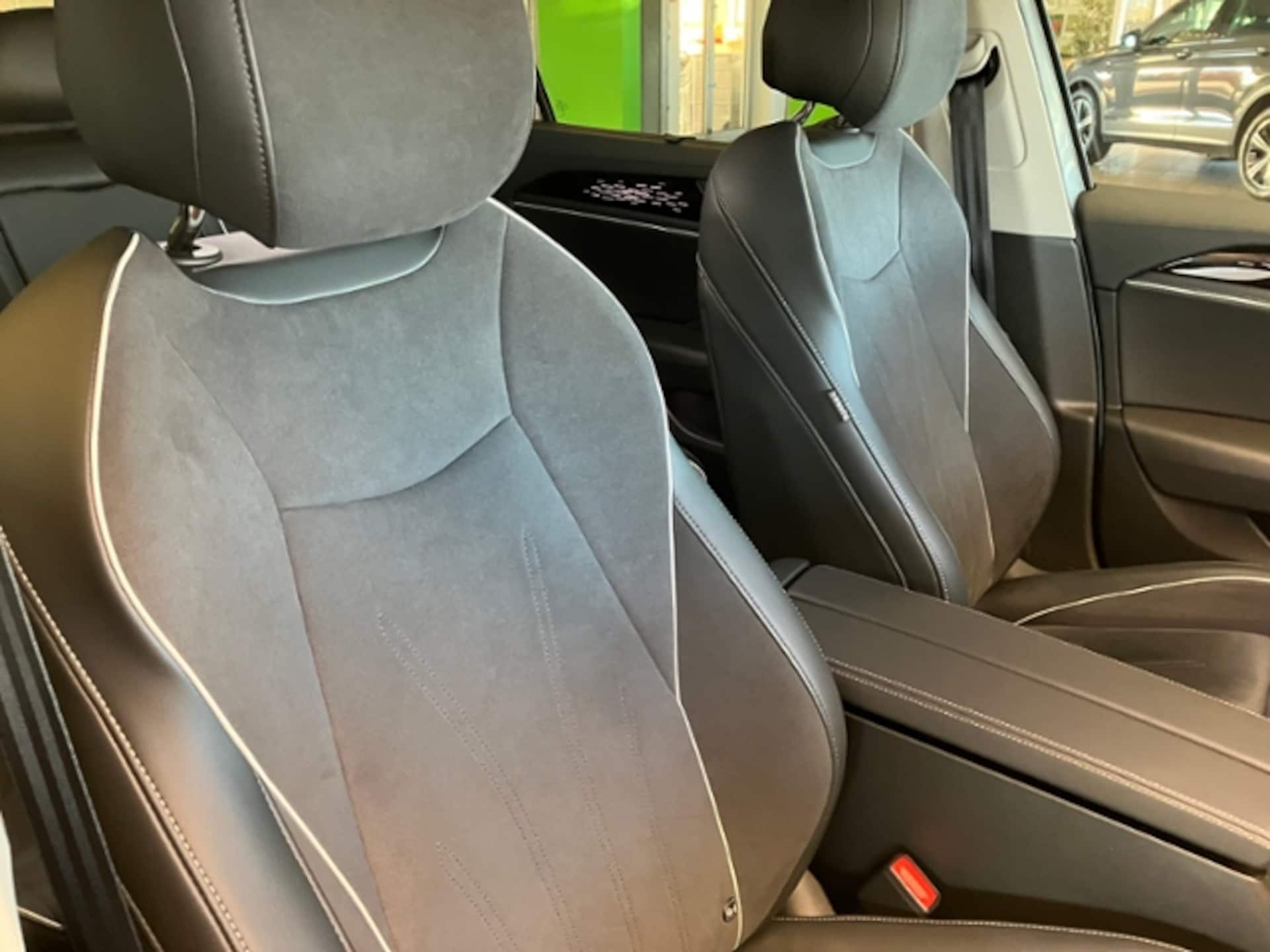 Volkswagen Passat Elegance