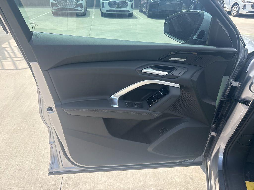 2025 Audi Q5 Premium Plus - Photo 10
