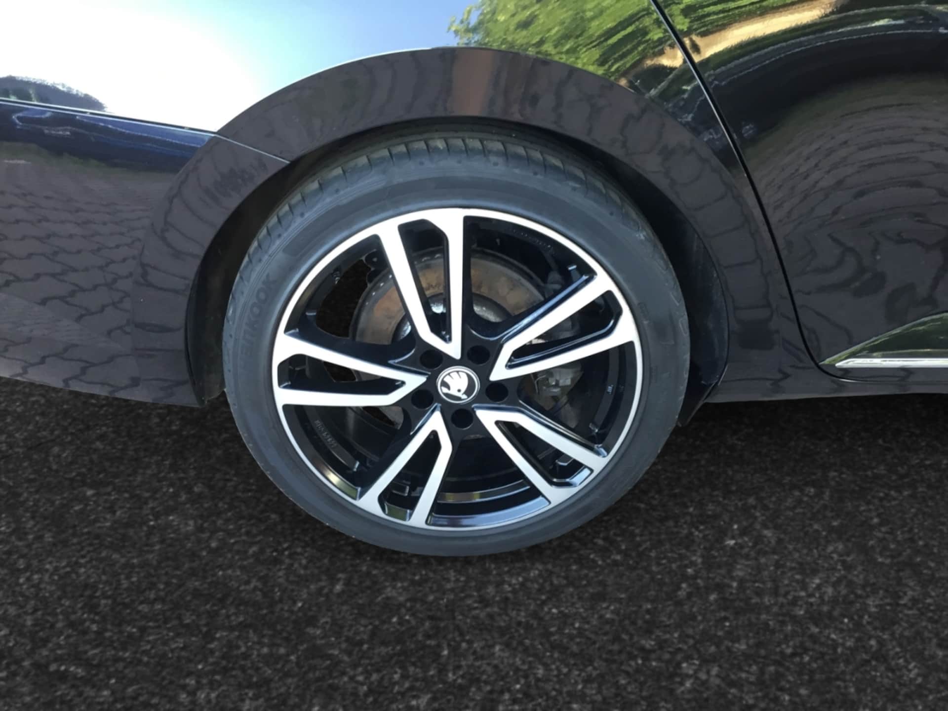 Skoda Superb Combi Laurin & Klement