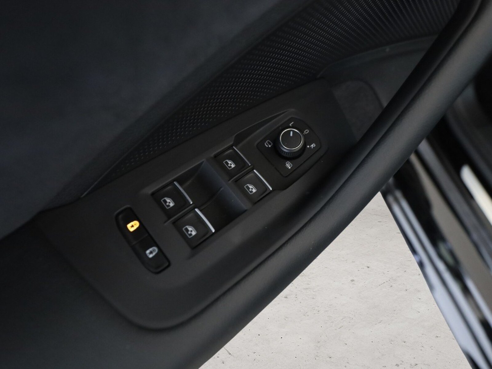 Volkswagen Passat – Bild 13