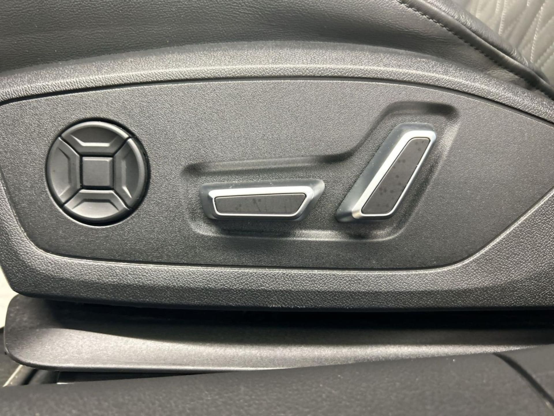 Audi S6 Avant